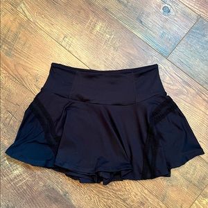 WORN ONCE FREE PEOPLE SKORT!!